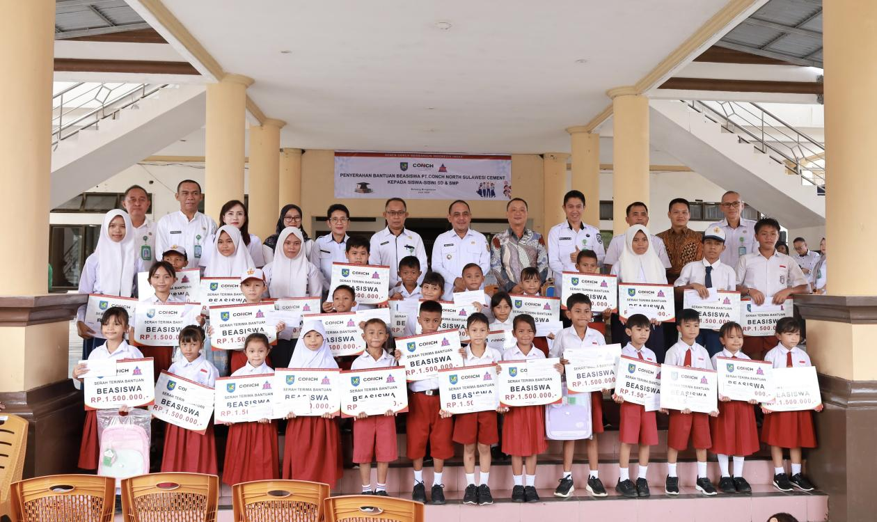 PT Conch North Sulawesi Cement Salurkan Beasiswa Pendidikan Bagi 30 Siswa Kurang Mampu Di Kabupaten Bolaang Mongondow